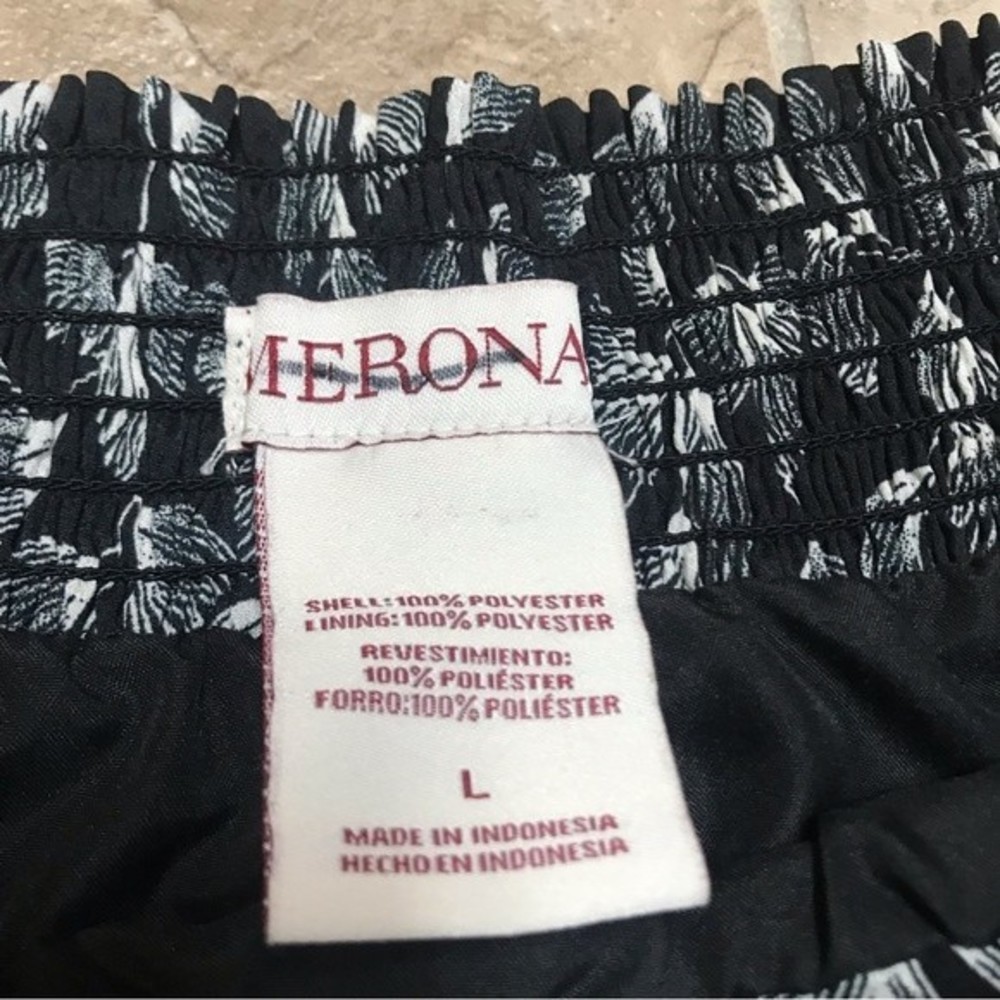 Merona black and white leaf pleated skirt size large - Picture 3 of 4